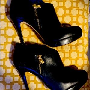Michael Kors Black Booties. Discount w Purchase.